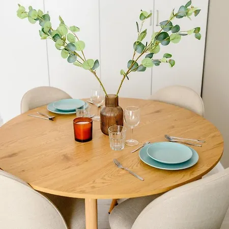 Retreat On Victoriei Apartment *