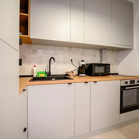 Retreat On Victoriei Bukareszt